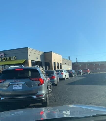 Tudor's Biscuit World - Long Lines